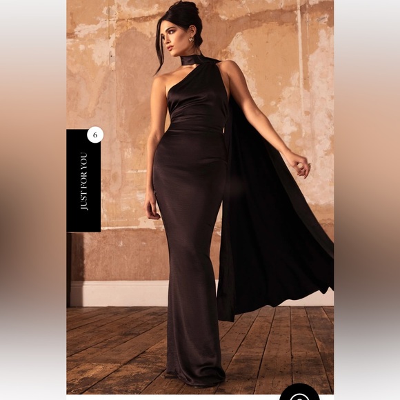 Black Halter Neck Open Back Gown - Picture 3 of 5